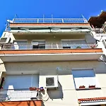 Leonidas' Privileged Apartament *