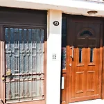 Leonidas' Privileged Apartament Kastoria