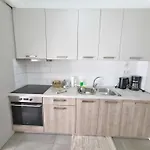 Leonidas' Privileged Apartament *