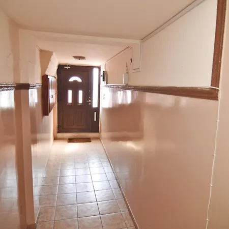 Leonidas' Privileged Διαμέρισμα Καστοριά