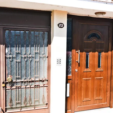 Leonidas' Privileged Apartmán Kastoria