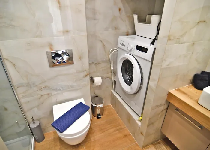 Leonidas' Privileged דירה *