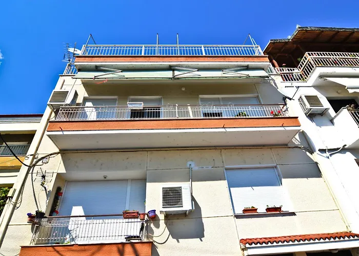 Leonidas' Privileged דירה *