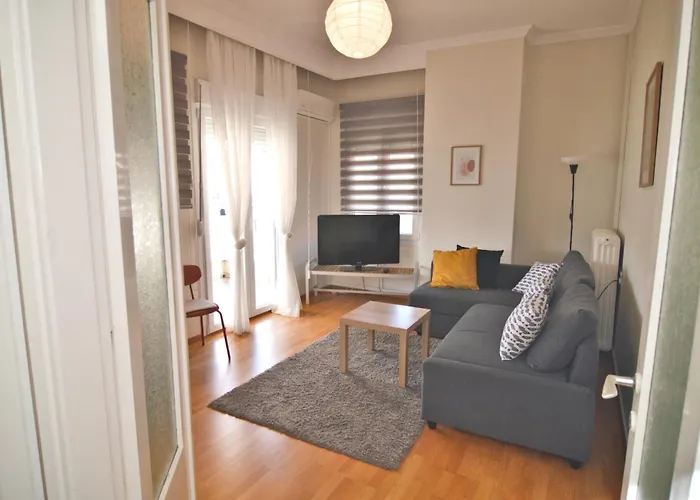 Leonidas' Privileged דירה